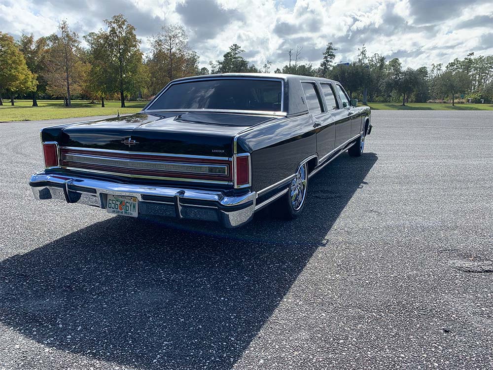 1979 Lincoln Continental Stretch Limousine Rear View